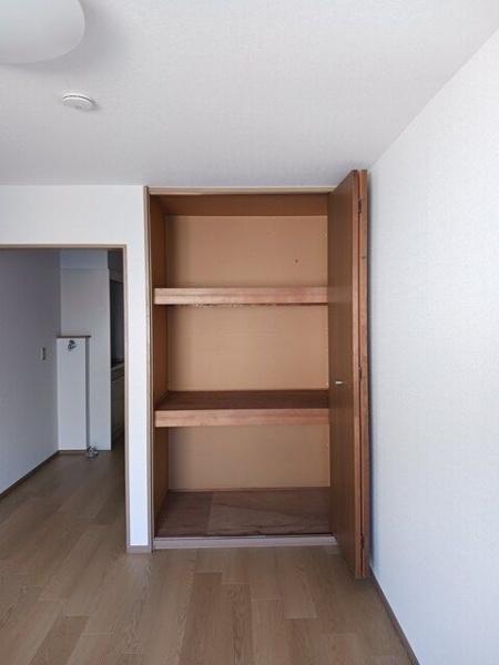 エクセレンスオガワ