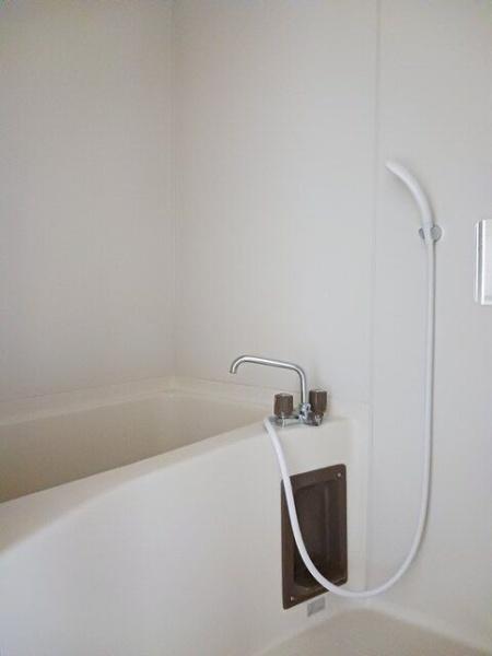 エクセレンスオガワ