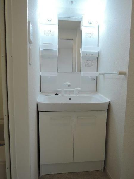 ルミエール　モンドB