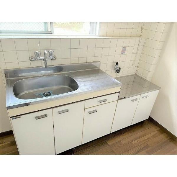 ウモーレ（ＵＭＯＯＲＥ）