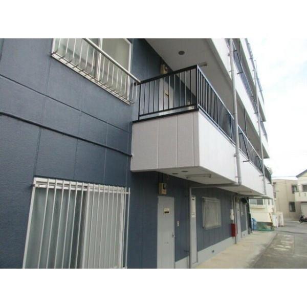 ウモーレ（ＵＭＯＯＲＥ）