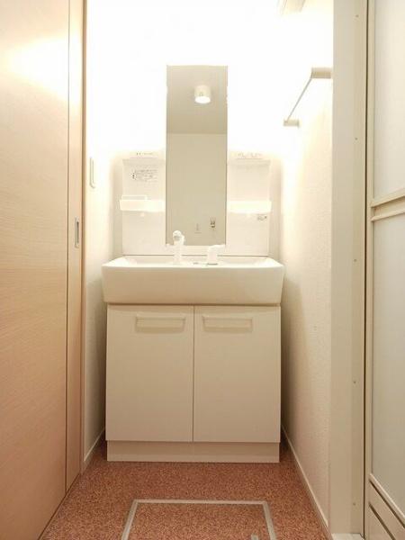 テラス・リバーサイド