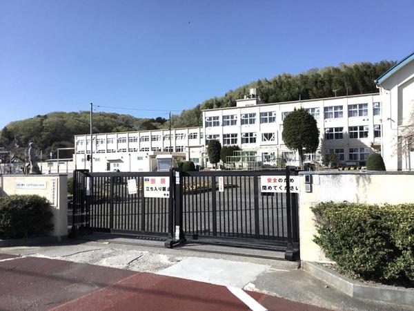 宮下町貸家(八王子市立加住中学校)