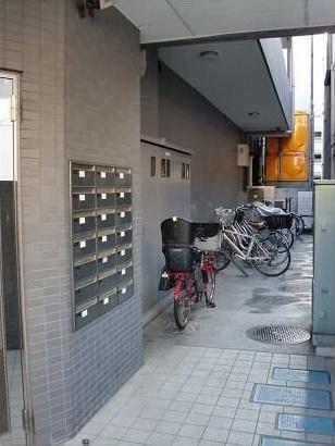 テラグレイス金久ビル