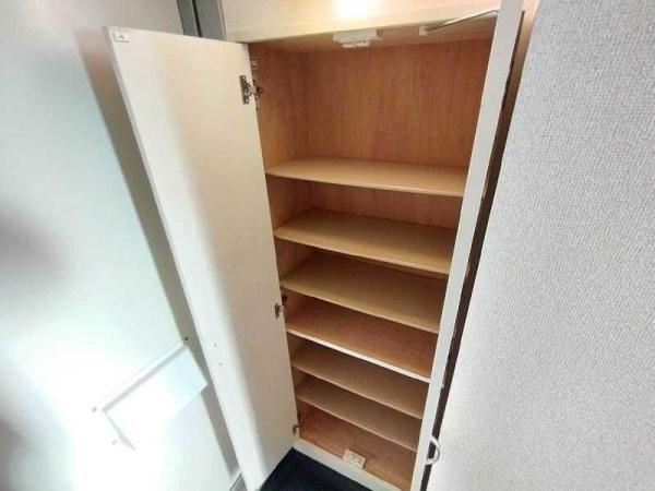レオパレス大和田