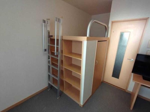 レオパレス大和田