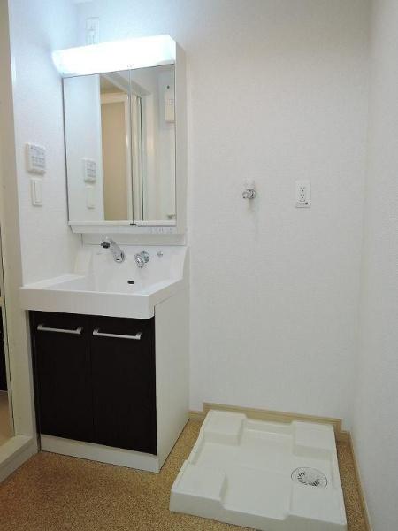 八王子市堀之内３丁目のマンション
