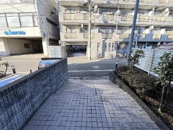レオパレス南大和田