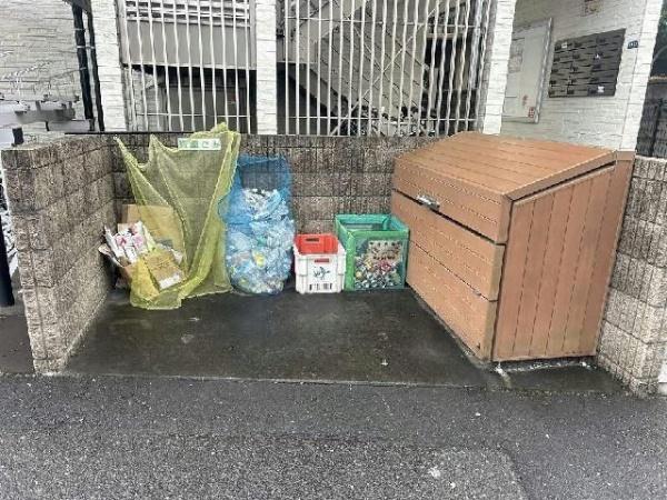 クレイノタイキョウ