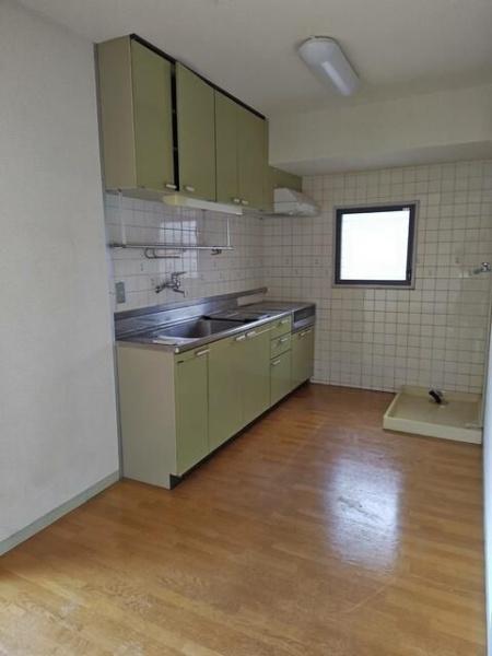 八王子市子安町１丁目のマンション
