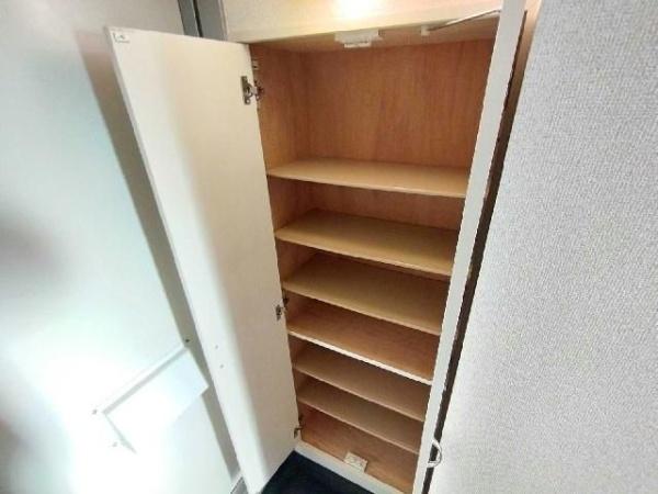 レオパレス大和田
