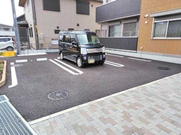 Dフラット東平山　B棟
