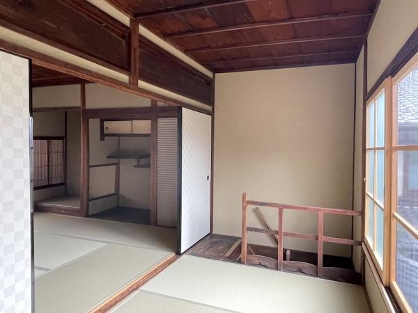 大津町家ー中京町の路地に佇む大津町家ー
