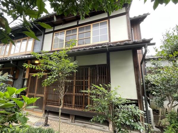 大津町家ー中京町の路地に佇む大津町家ー