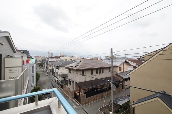 尼崎市塚口町２丁目のハイツ