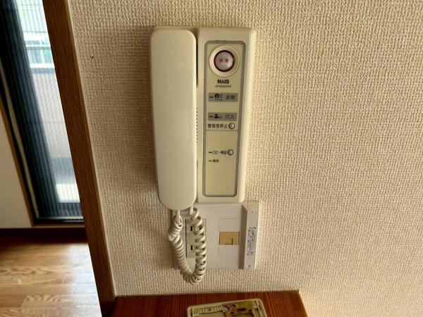 タッチ塚口