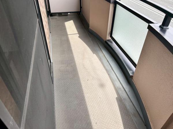 タッチ塚口