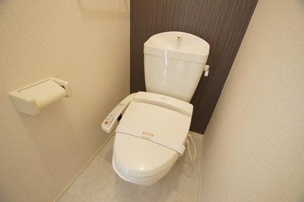 尼崎市武庫川町１丁目のハイツ