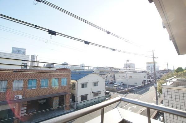 尼崎市西長洲町２丁目のハイツ