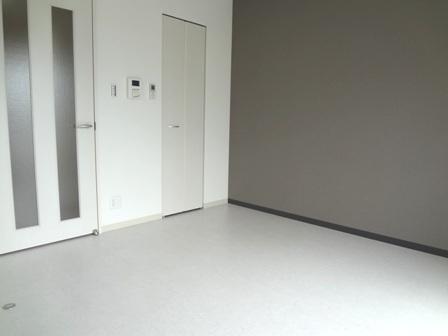 尼崎市東難波町２丁目のマンション