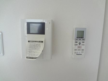 尼崎市東難波町２丁目のマンション