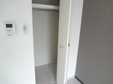 尼崎市東難波町２丁目のマンション
