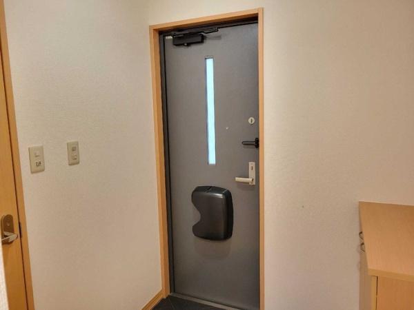 尼崎市東七松町１丁目のマンション