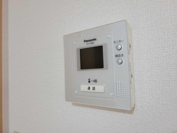 尼崎市東七松町１丁目のマンション