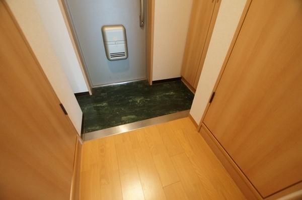尼崎市東園田町９丁目のマンション