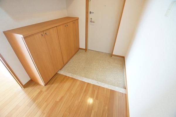 尼崎市東園田町３丁目のマンション