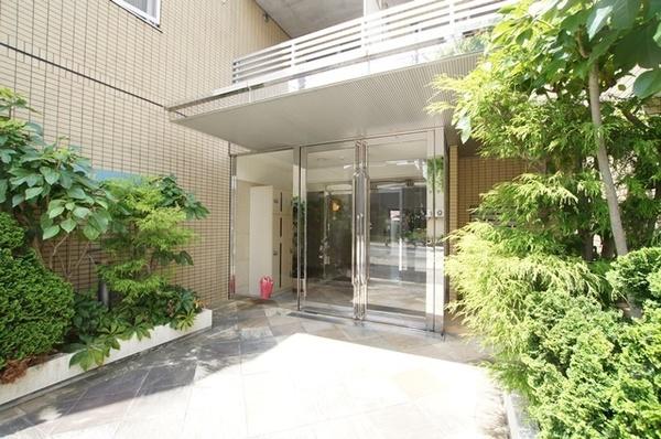 尼崎市東園田町３丁目のマンション