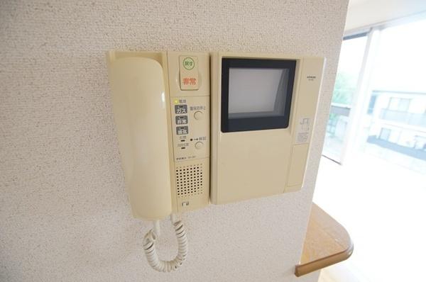 尼崎市東園田町３丁目のマンション