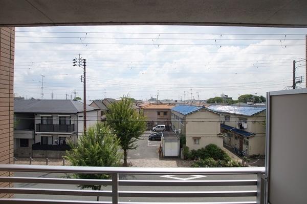 尼崎市東園田町３丁目のマンション