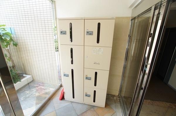 尼崎市東園田町３丁目のマンション