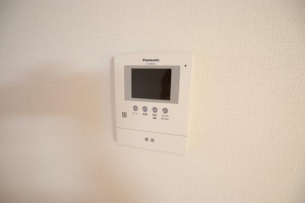尼崎市武庫之荘本町１丁目のアパート