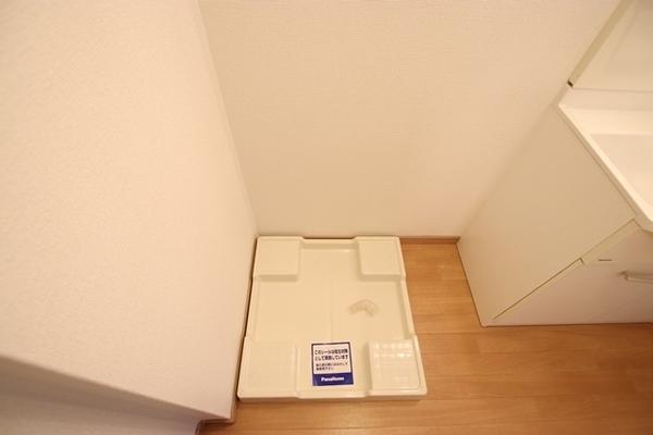 尼崎市武庫之荘本町１丁目のアパート