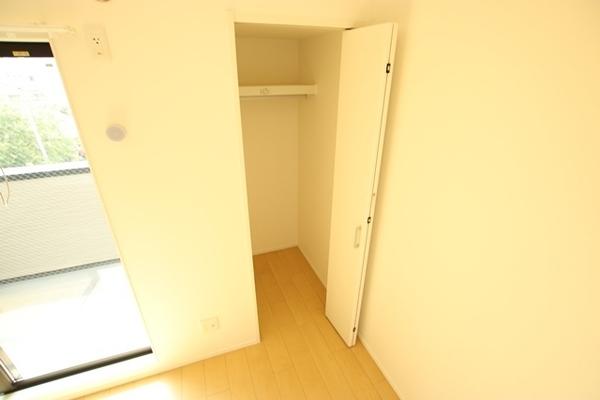 尼崎市大庄西町３丁目のハイツ