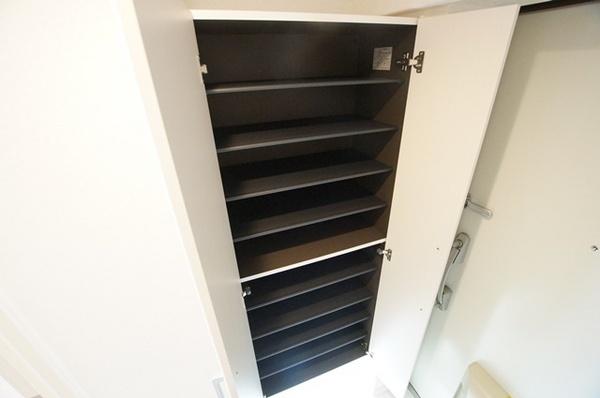 尼崎市稲葉荘４丁目のマンション