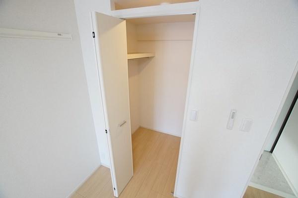 尼崎市稲葉荘４丁目のマンション