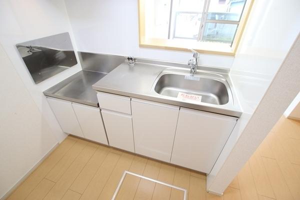尼崎市西難波町５丁目のアパート