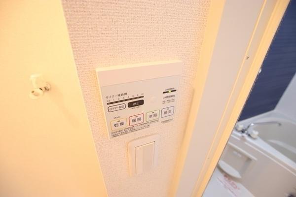 尼崎市西難波町５丁目のアパート