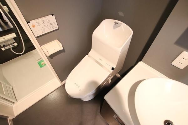 尼崎市南塚口町８丁目のハイツ