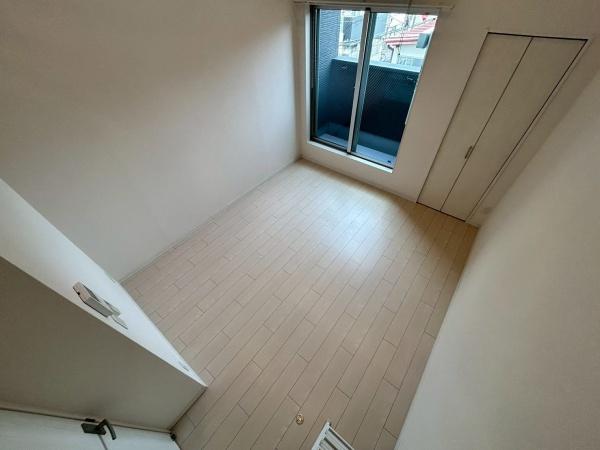 尼崎市昭和南通９丁目のハイツ