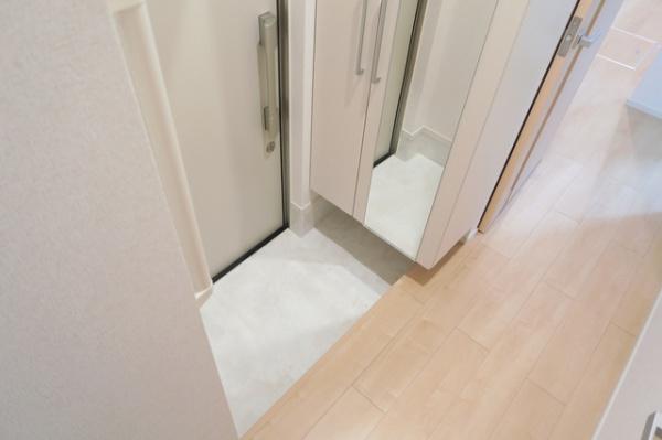 尼崎市東園田町６丁目のアパート