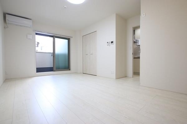尼崎市西本町７丁目のハイツ