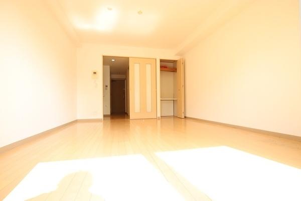 尼崎市南塚口町３丁目のマンション