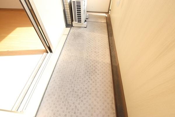 尼崎市南塚口町３丁目のマンション