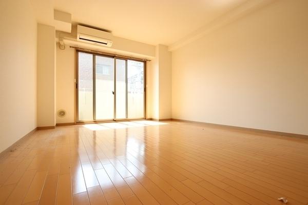 尼崎市南塚口町３丁目のマンション