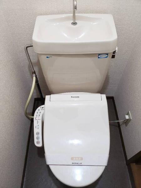 尼崎市武庫元町３丁目のハイツ
