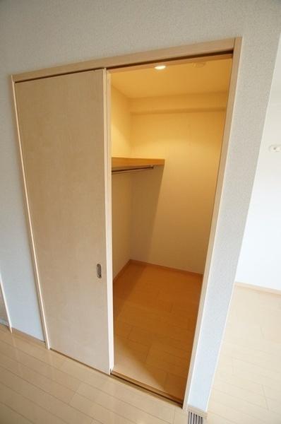 尼崎市東園田町４丁目のマンション